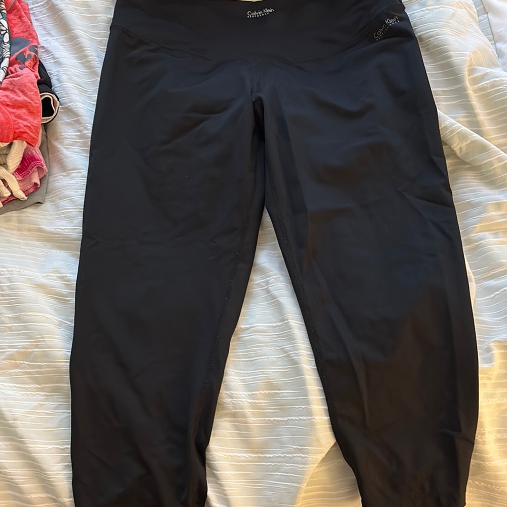 Black Athletic Leggings